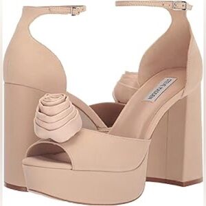 New Steve Madden Luminesce Platform Heeled Sandal Suede Blush minor scuffs